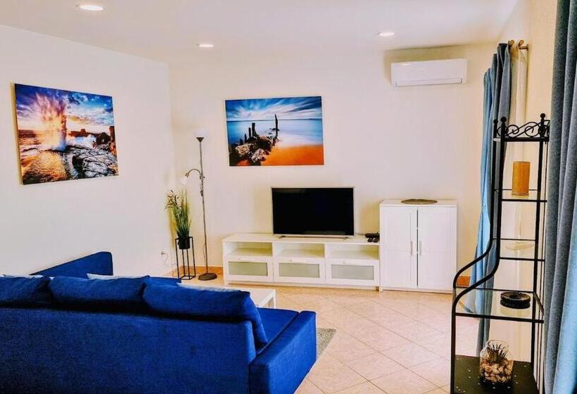 带1个卧室的带海景的公寓, Dorijini Dvori