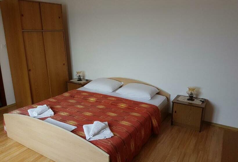 Номер Стандарт с Балконом, Bed And Breakfast Miramar