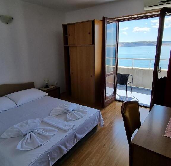 스탠다드 발코니 룸, Bed And Breakfast Miramar