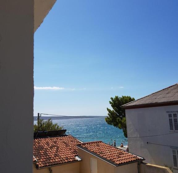 발코니가 있는 4인용 스탠다드 룸, Bed And Breakfast Miramar