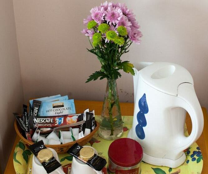 スタンダード４人部屋, Wyngate Guest House