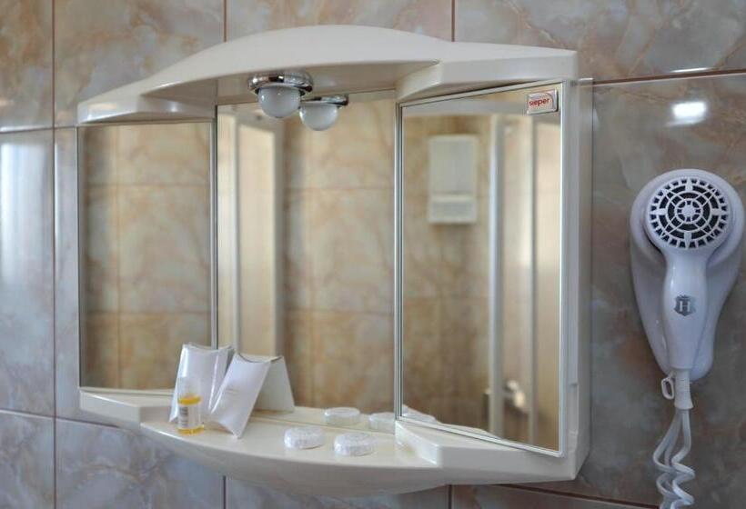 标准间带阳台, Bed & Breakfast Jugo