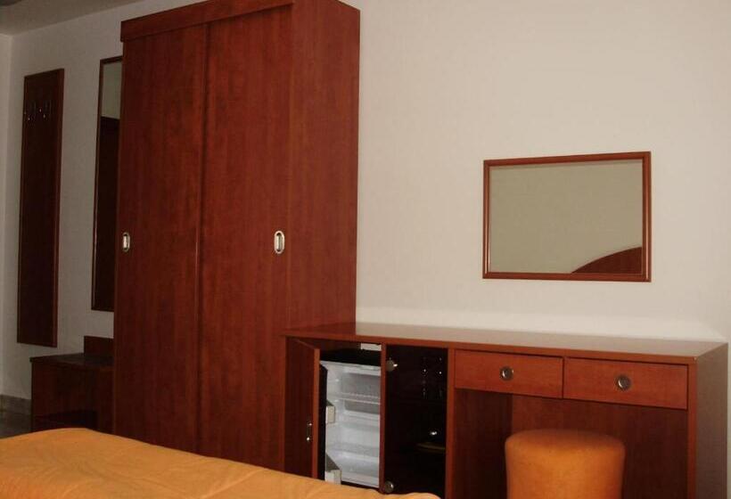 标准间带阳台, Bed & Breakfast Jugo