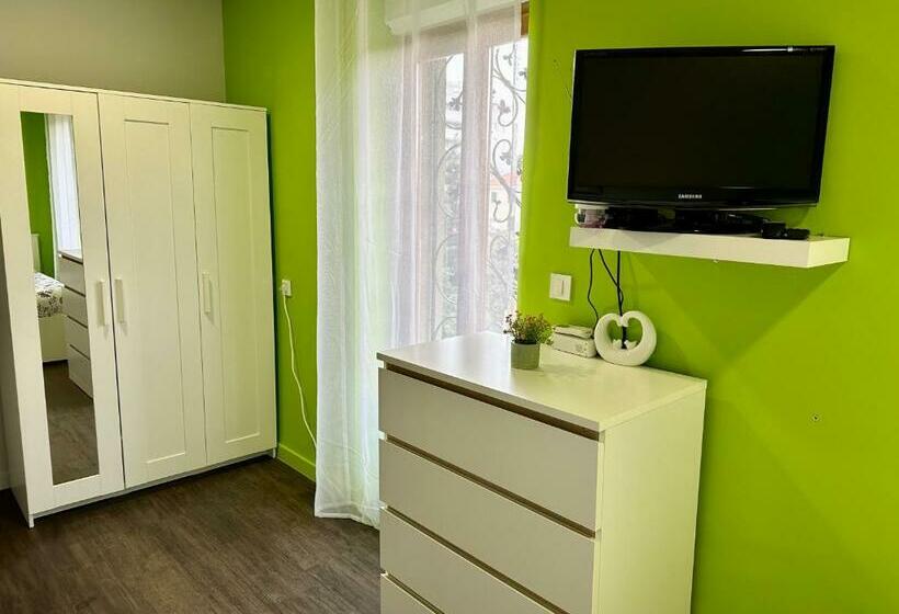 Номер Стандарт, Das Hostel Rijeka