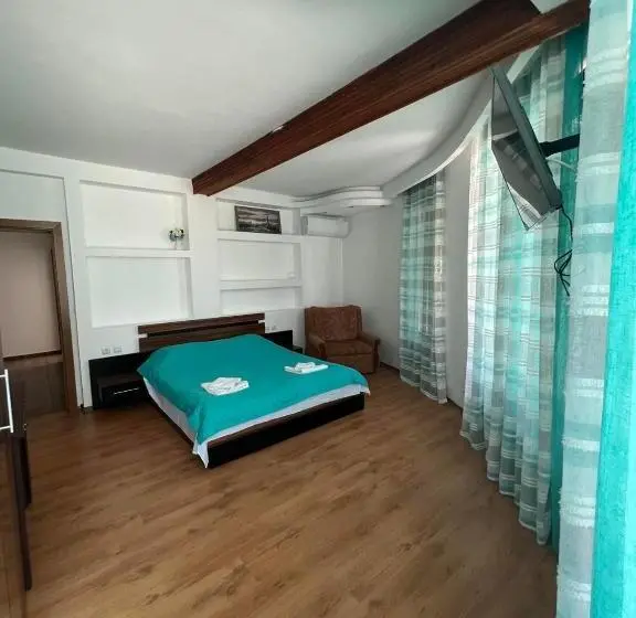 プールの見える１ベッドルームアパートメント, Family Hotel Saint Peter