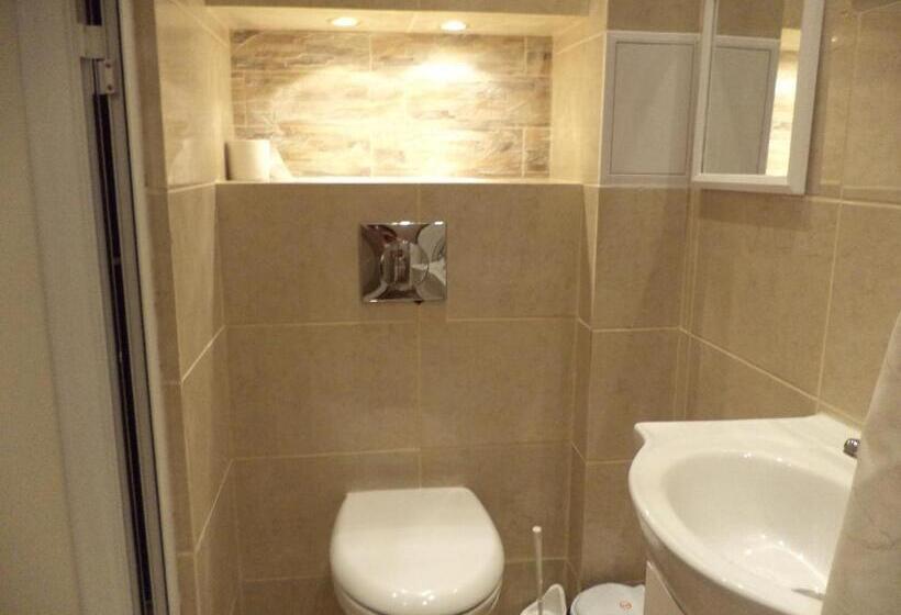 プールの見える１ベッドルームアパートメント, Family Hotel Saint Peter