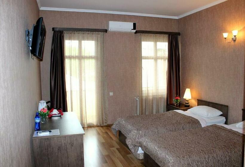 اتاق استاندارد, Darchi