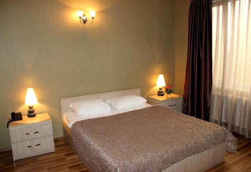 اتاق استاندارد, Darchi