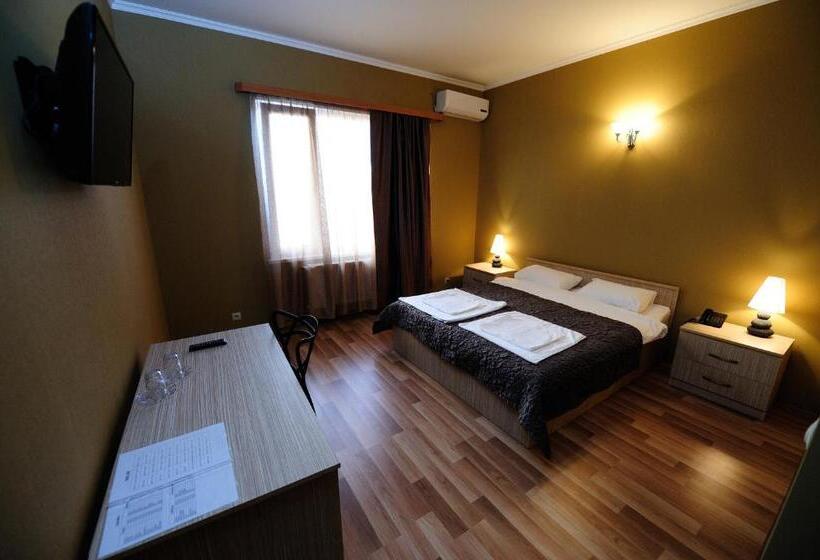 اتاق استاندارد, Darchi