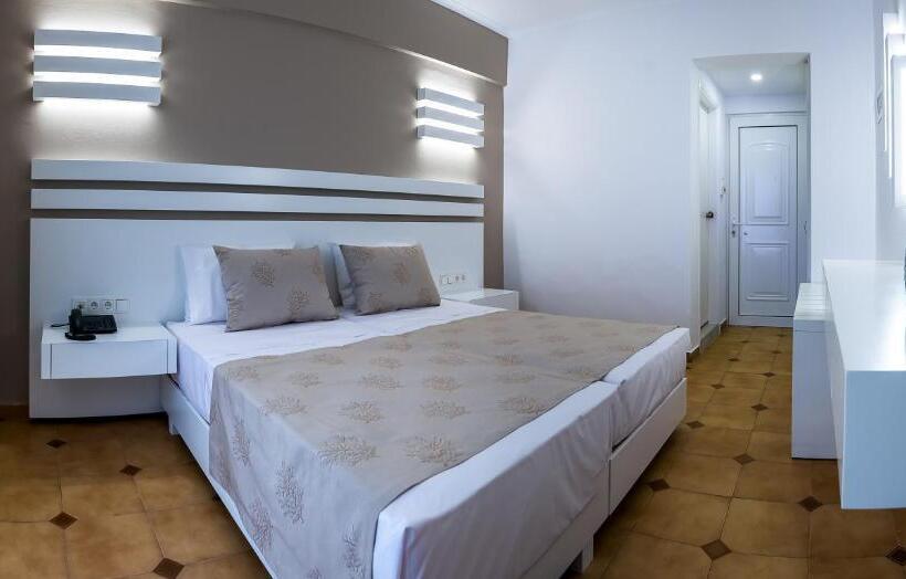 Номер Стандарт Вид на Море, Gaia In Style Adults Only