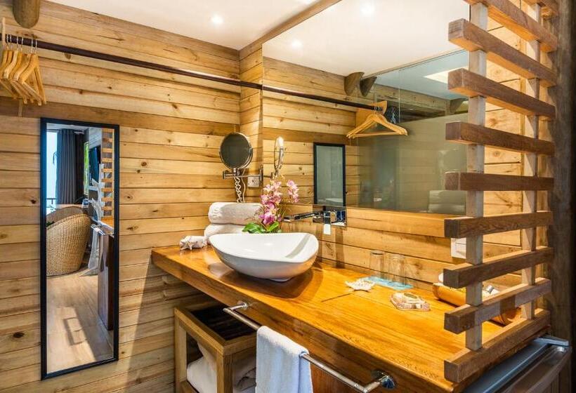 ジュニアスイート, Isla Del Encanto