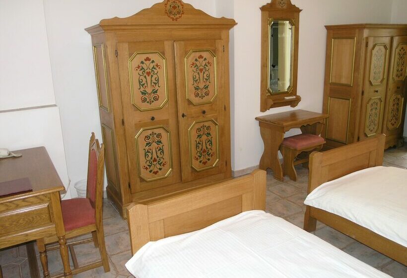 经济房, Kralj Tomislav