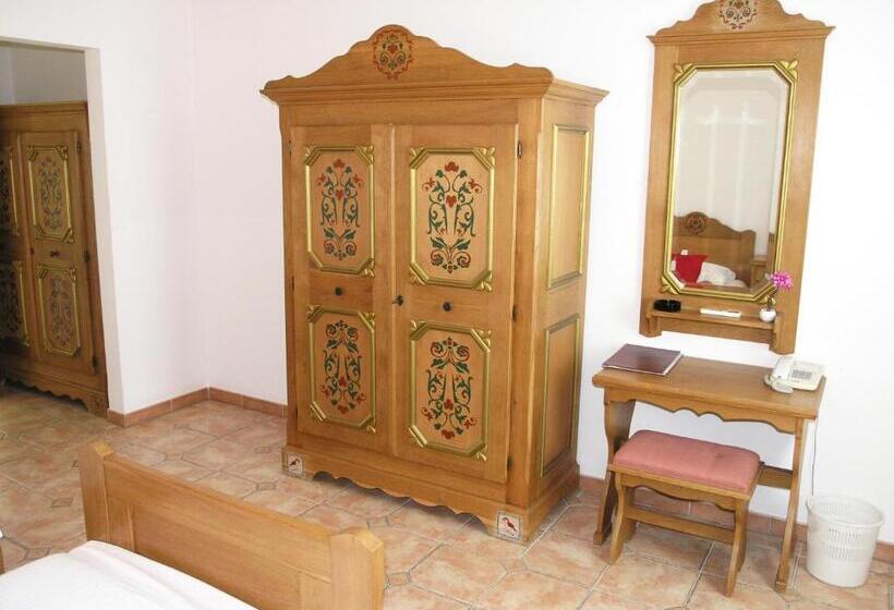 经济房, Kralj Tomislav