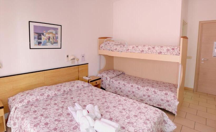 Family Room, Levante