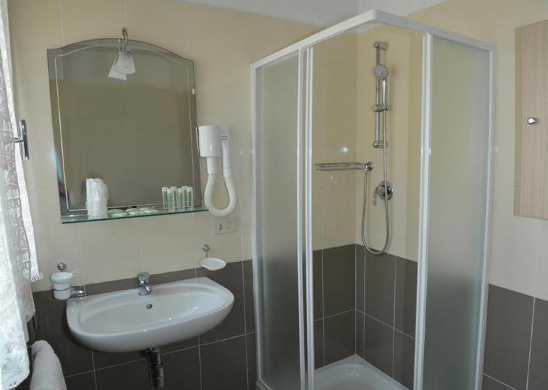 Habitació Quàdruple Estàndard amb Balconada, Levante