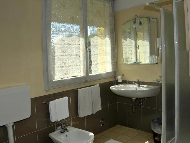 Habitació Quàdruple Estàndard amb Balconada, Levante