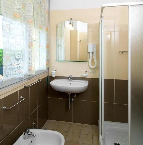 Habitació Triple Estàndard amb Balcó, Levante