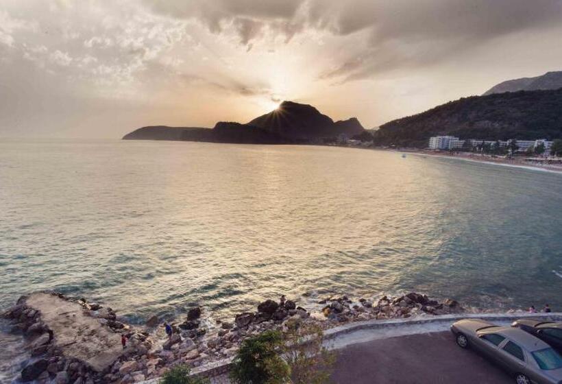 اتاق استاندارد, Love Live