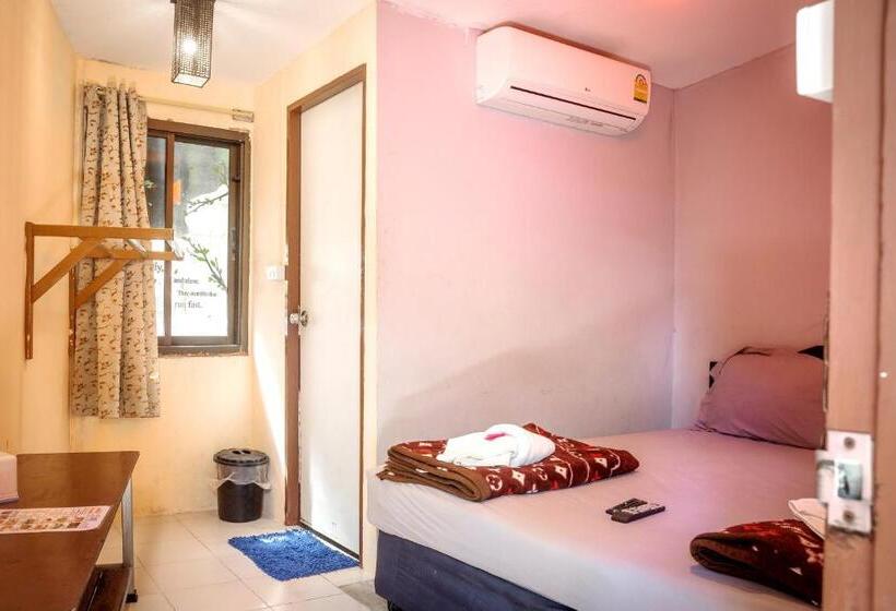 기본룸, Tuk Tuk Guesthouse