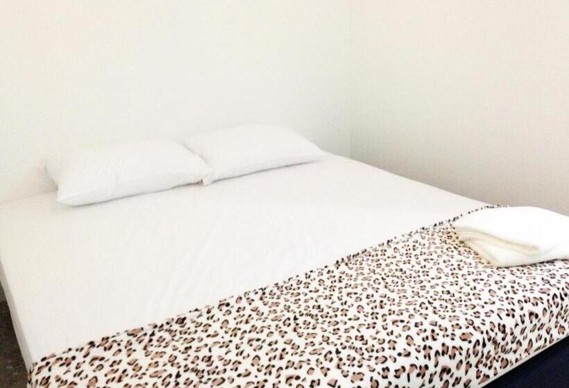 스탠다드 룸, Tuk Tuk Guesthouse