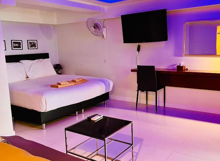 海の見えるコンフォートルーム, Mama Beach Residence Adults Only