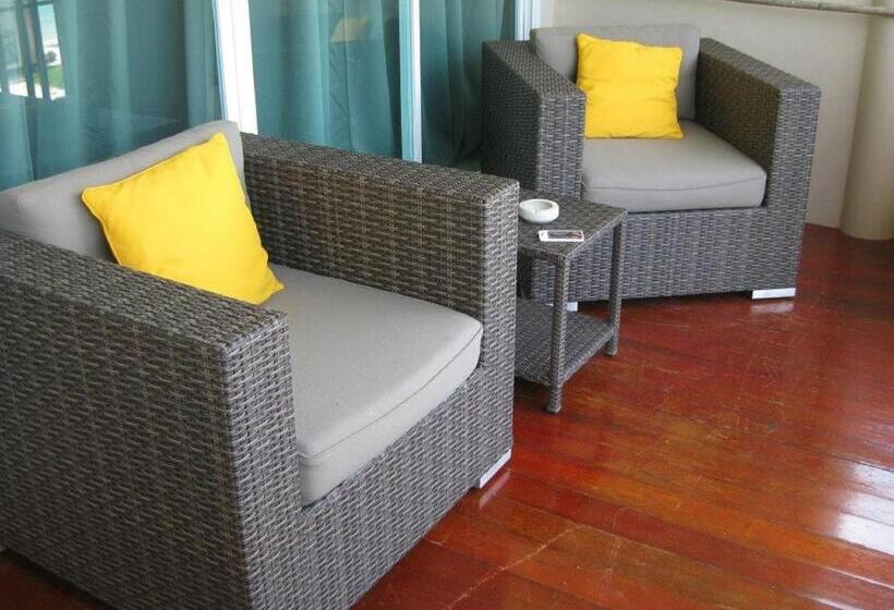 オーシャンビューデラックスルーム, Mama Beach Residence Adults Only