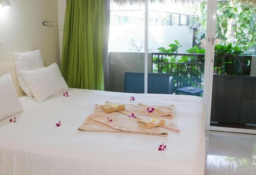 Номер Deluxe Вид на Море, Mama Beach Residence Adults Only