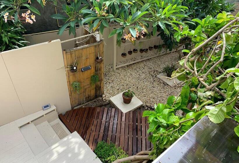 Номер Deluxe, Mama Beach Residence   Adults Only