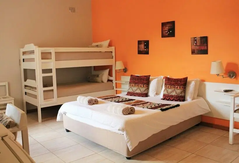اتاق خانوادگی, Omaruru Guesthouse