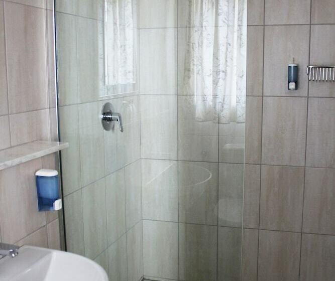 StandaardKamer, Omaruru Guesthouse