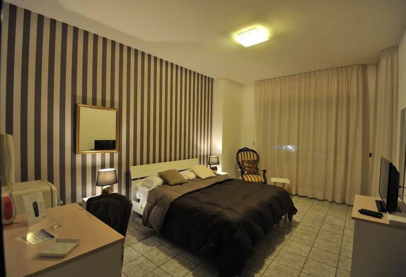 标准间, Quarantadue Quindici