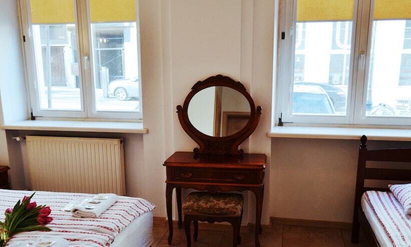 غرفة قياسية ثلاثية, Puffa Lux