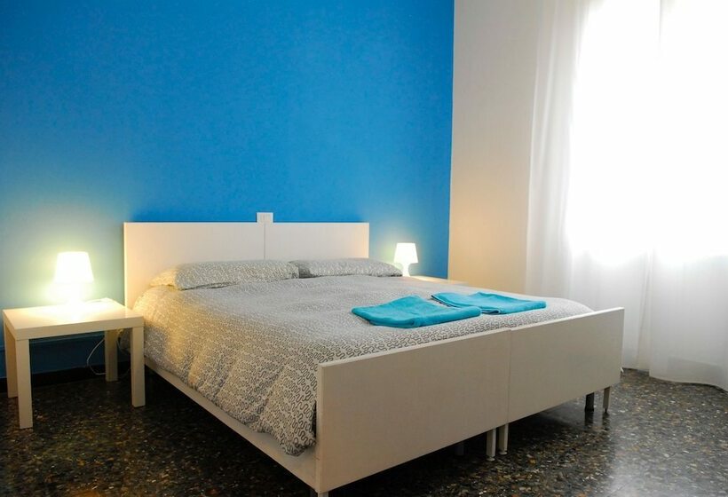 バスルーム共有のトリプルスタンダード, La Pergola