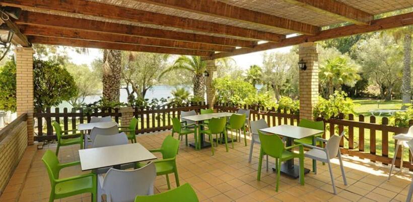 ドゥプレックスルーム, Helion Resort