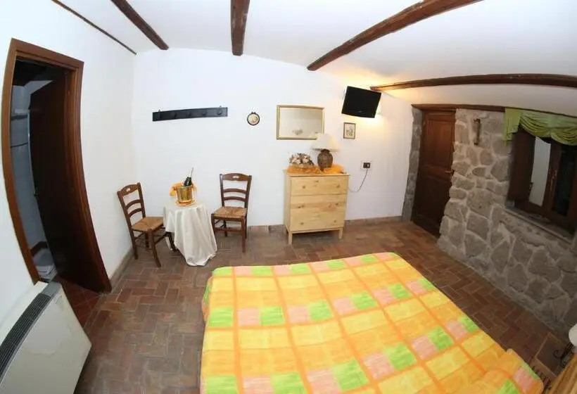 Economy Yhden Hengen Huone, Agriturismo Monte Due Torri