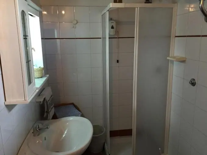 Economy Yhden Hengen Huone, Agriturismo Monte Due Torri
