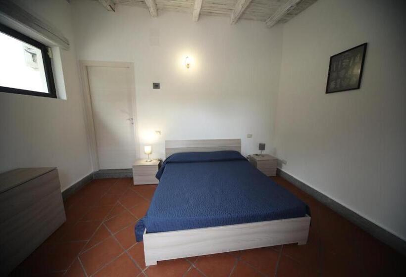 디럭스 트리플 룸, Agriturismo Monte Due Torri