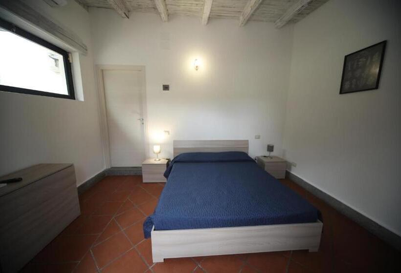 디럭스 트리플 룸, Agriturismo Monte Due Torri