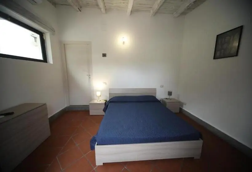 Deluxe Kolmen Hengen Huone, Agriturismo Monte Due Torri
