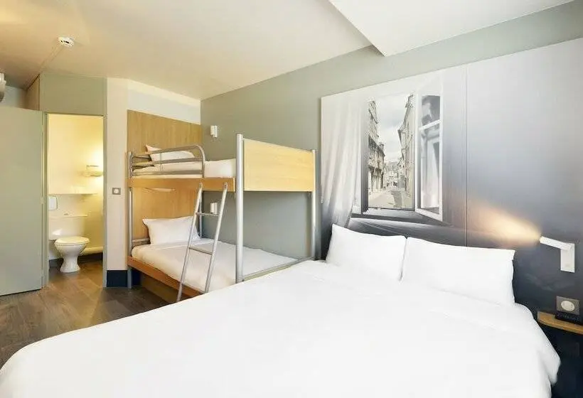 Pokój Czteroosobowy Standard, B&b Hotel Bourges 1