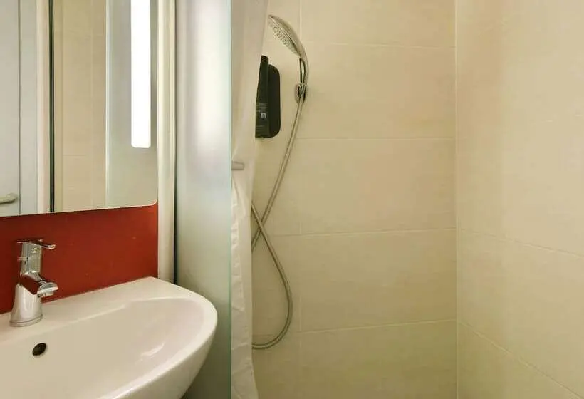身障者適用スタンダードルーム, B&b Hotel Le Mans Nord 1