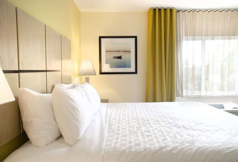 سوئیت با تخت بزرگ, Candlewood Suites Lancaster West, An Ihg