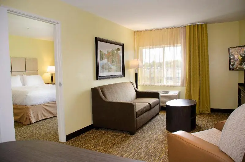 キングサイズベッドのスイートルーム, Candlewood Suites Lancaster West, An Ihg