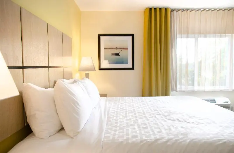 キングサイズベッドのスイートルーム, Candlewood Suites Lancaster West, An Ihg