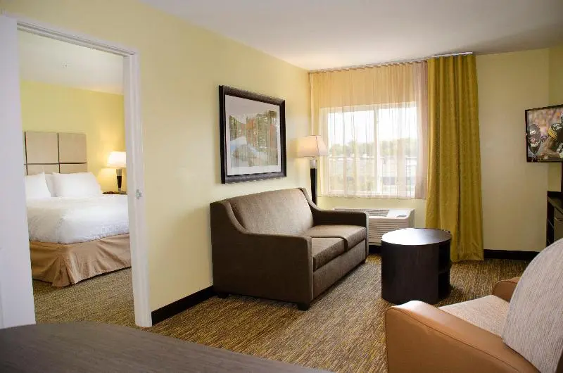 キングサイズベッドのスイートルーム, Candlewood Suites Lancaster West, An Ihg