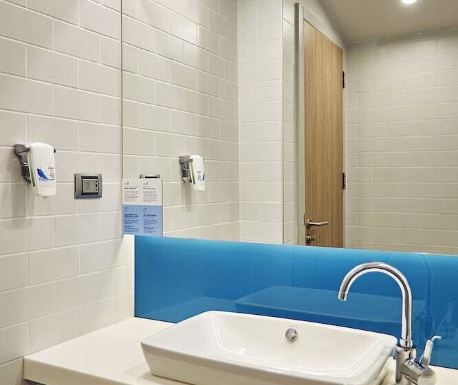 スタンダードルーム, Holiday Inn Express   Istanbul   Atakoy Metro, An Ihg