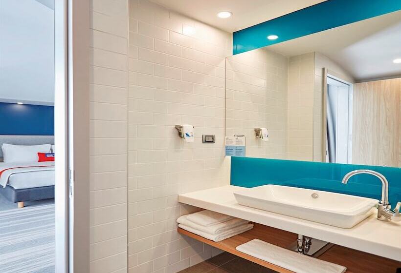 Pokój Standard, Holiday Inn Express   Istanbul   Atakoy Metro, An Ihg