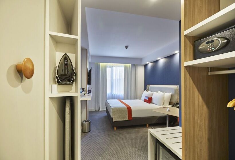 Pokój Standard, Holiday Inn Express   Istanbul   Atakoy Metro, An Ihg