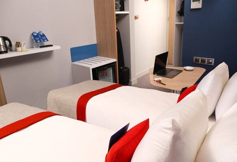スタンダードルーム, Holiday Inn Express   Istanbul   Atakoy Metro, An Ihg