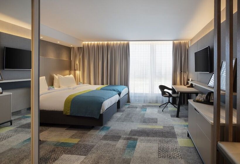 חדר סטנדרט, Holiday Inn   Villingen   Schwenningen, An Ihg